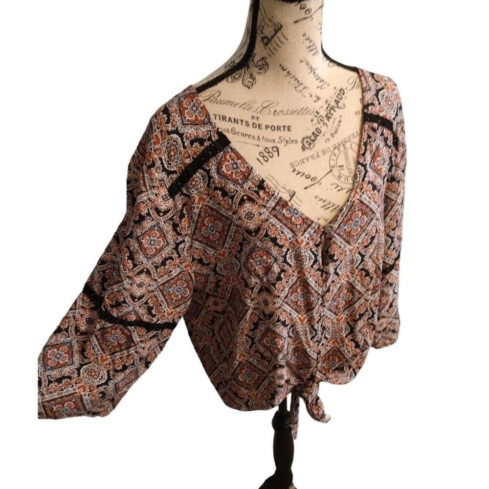 Simply Noelle Tue Front Top XXL Boho, Cottage Core, crotchet,Feminine